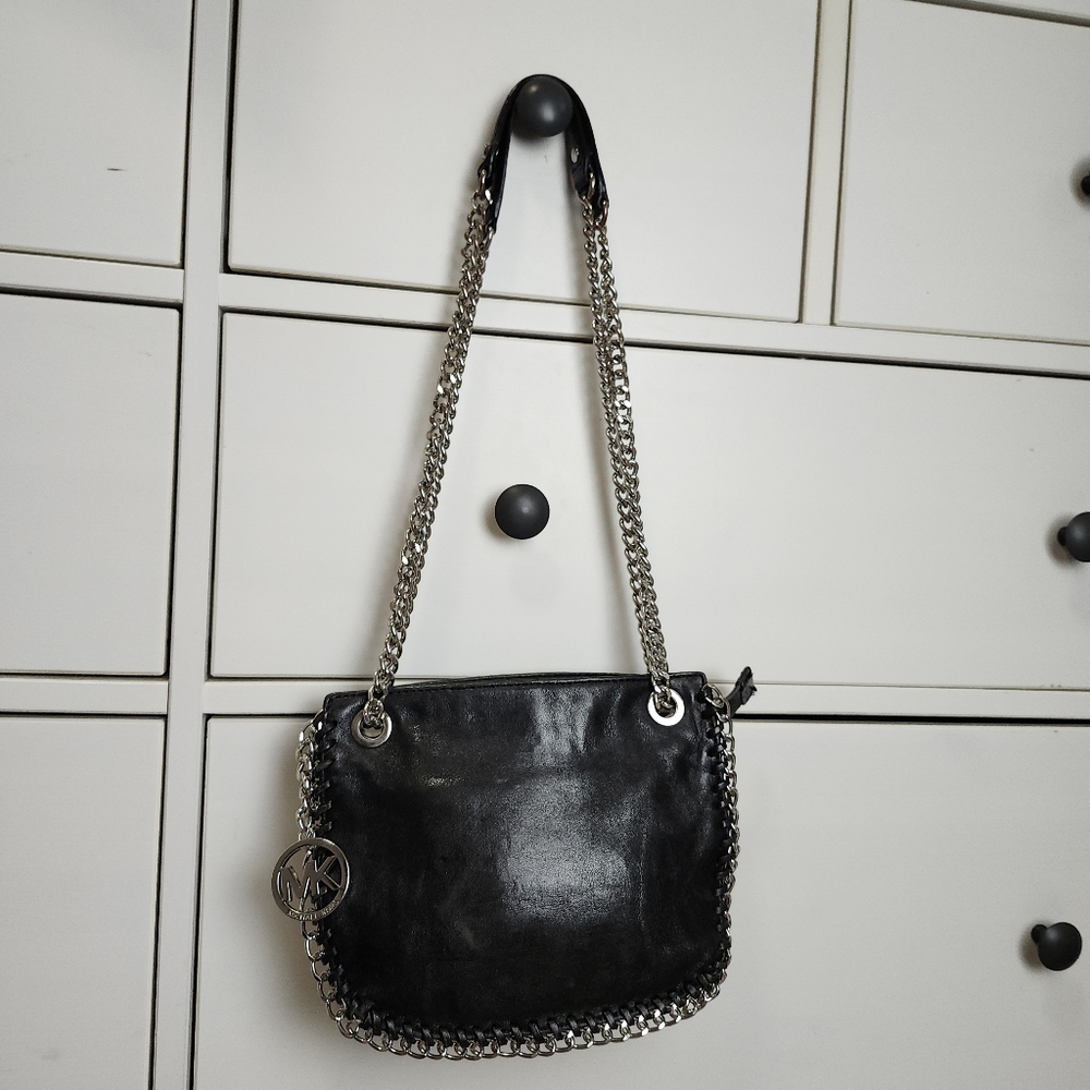 Michael Kors AQ-1211 Chelsea Black Leather Chain Messenger Crossbody HandBag - Picture 2 of 15